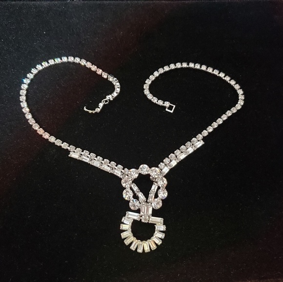 Rhinestone Jewelry - Gorgeous & Clear Rhinestone Choker Necklace